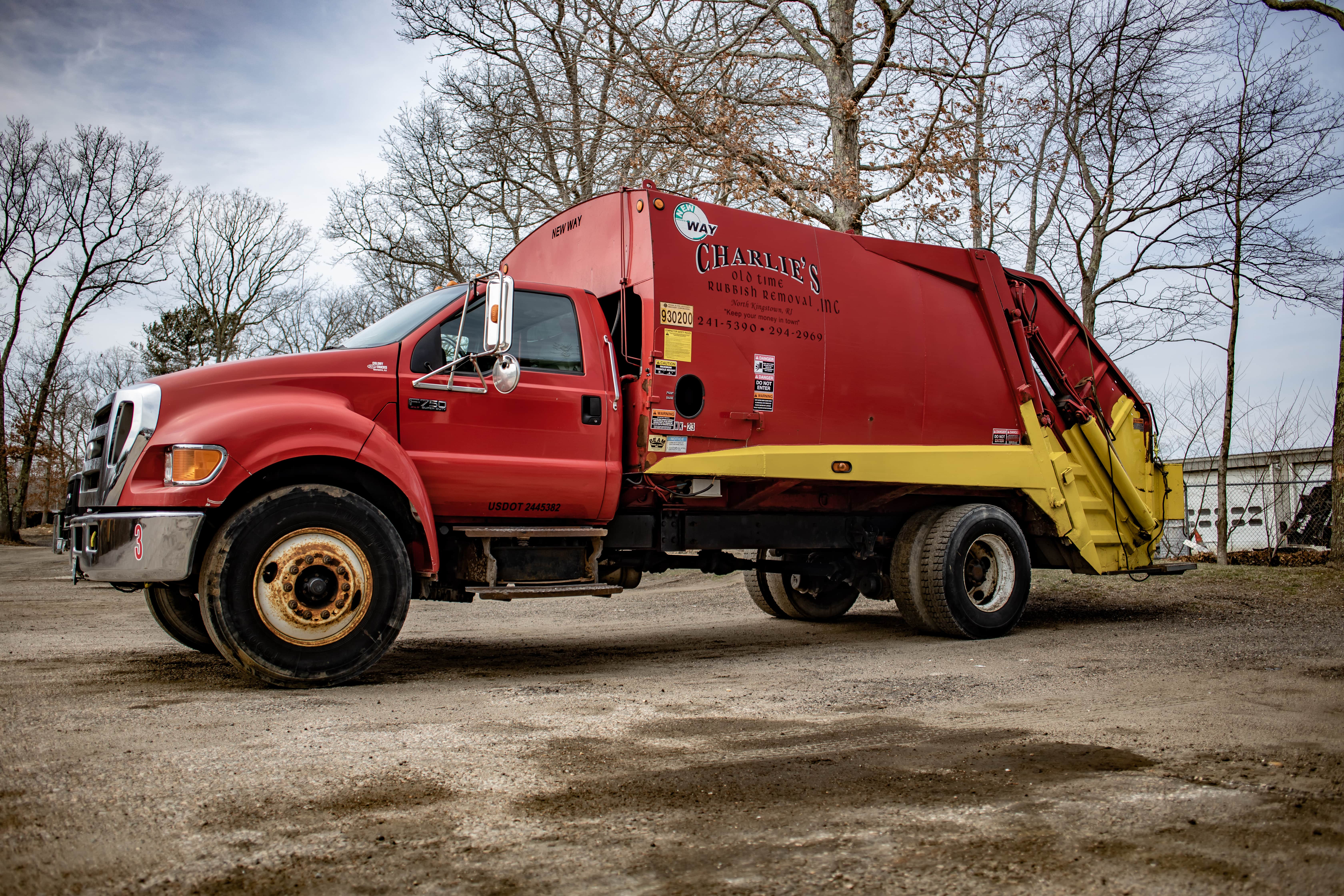 Commercial Trash Service: RI